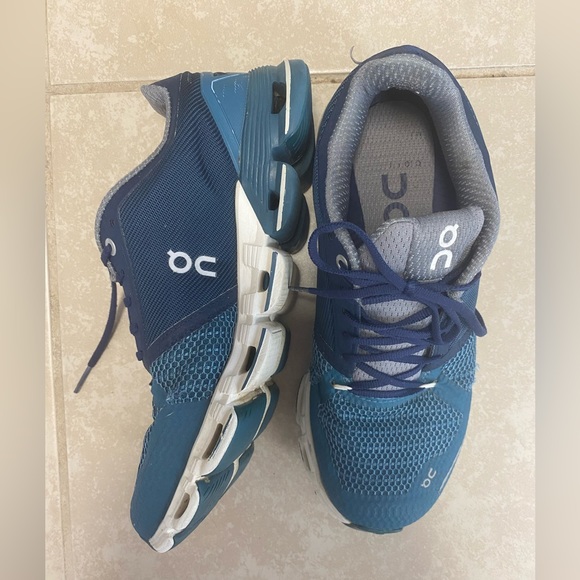 On Running Shoes - Women’s Swiss On Running Tennis Shoe 7